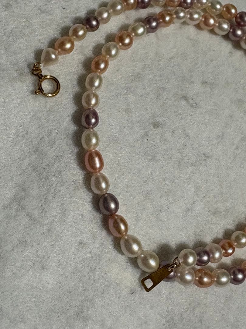 Tasaki K18 freshwater pearl necklace measuring 7.9 inches with elegant white pearls on gold chain