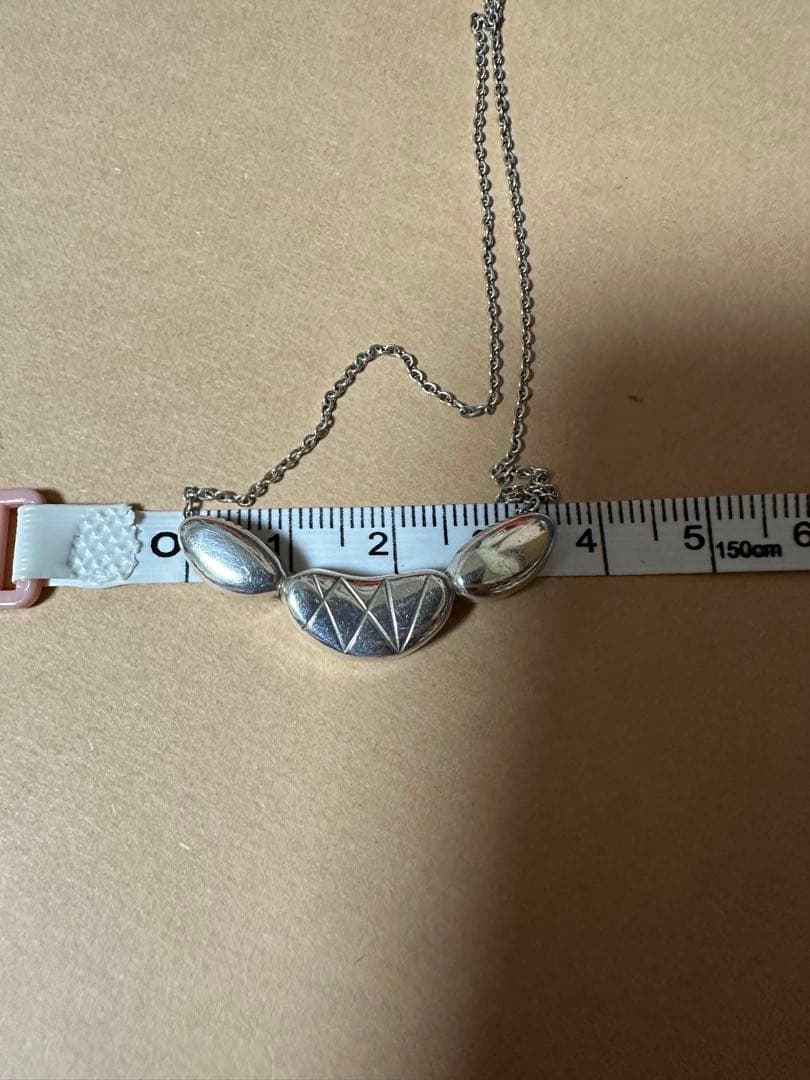 Mikimoto Sofia silver necklace approximately 39cm length with elegant and rare design