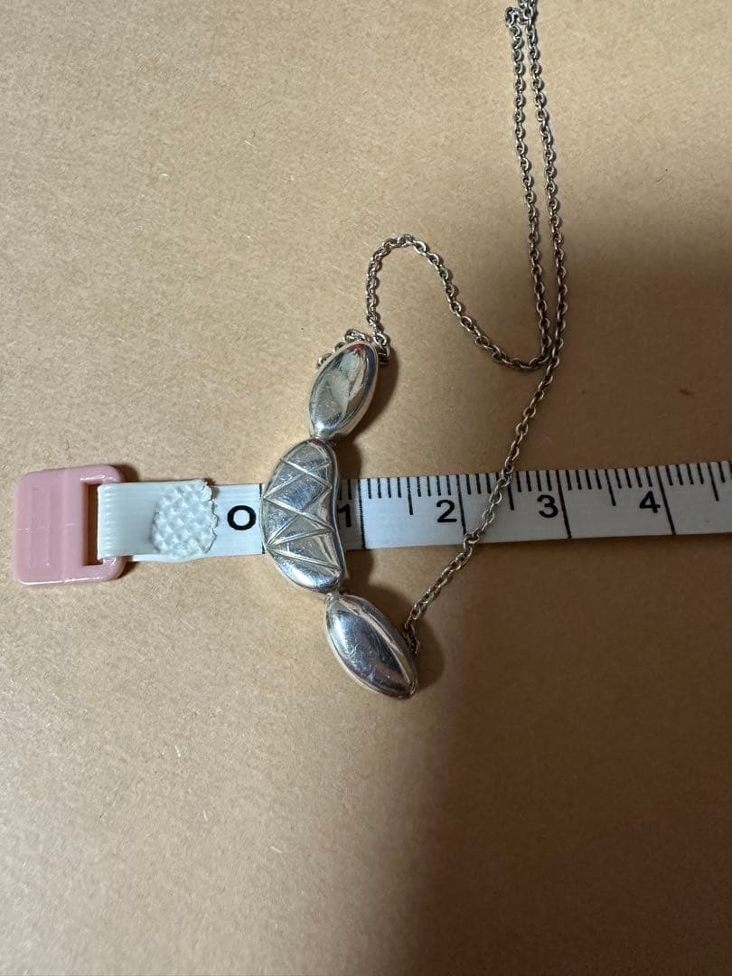 Mikimoto Sofia silver necklace approximately 39cm length with elegant and rare design