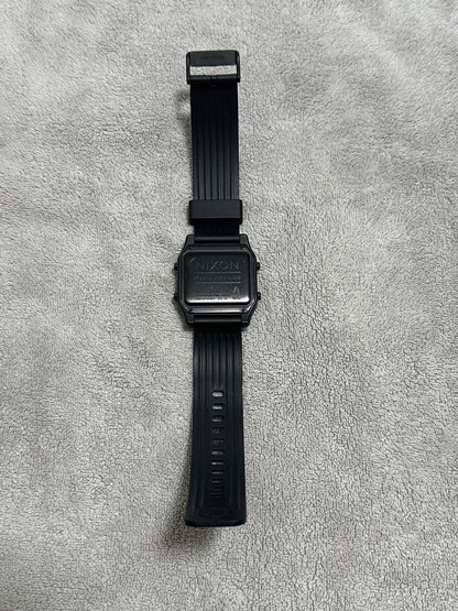 NIXON STAPLE Digital Men's Watch — Japanese