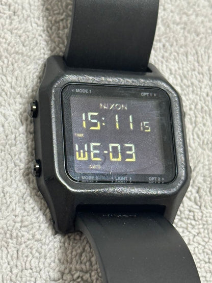 NIXON STAPLE Digital Men's Watch — Japanese
