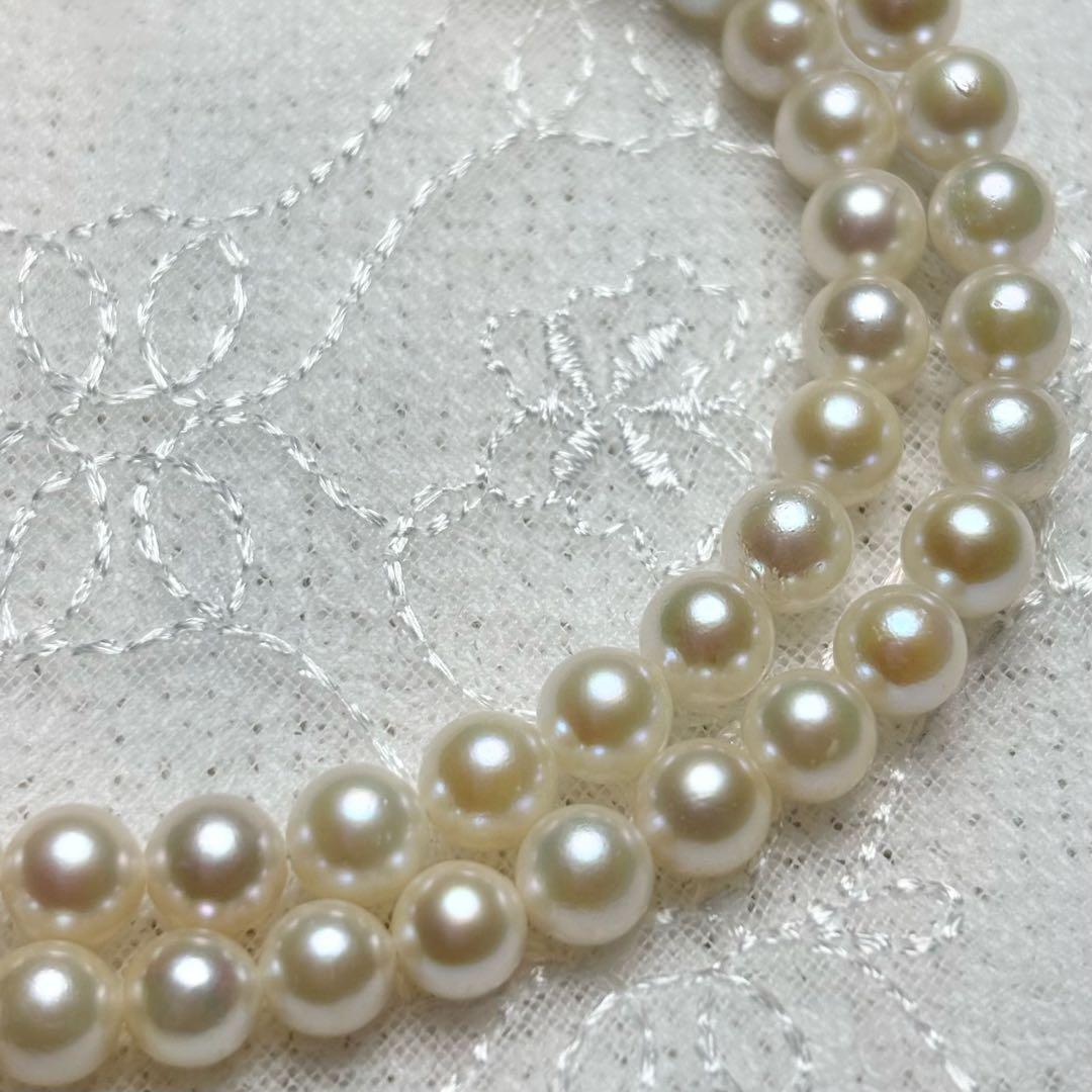 Law Akoya pearl necklace featuring natural white pearls 5.5-6.0 mm diameter with silver clasp on 42 cm chain