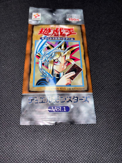 Yu-Gi-Oh Yu-Gi-Oh! Volume 1 Unopened Early Issue No Hotline Rare Lot Pack — Japanese