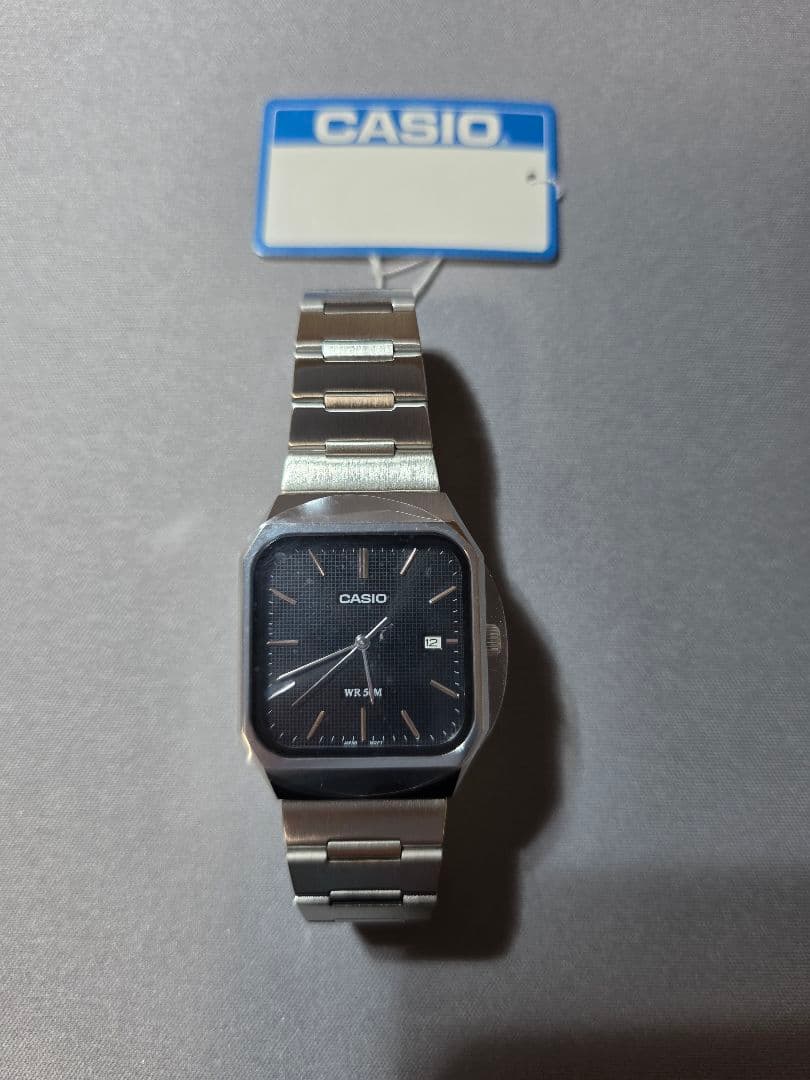CASIO MTP-B185D-1A Digital Men's Watch — Japanese
