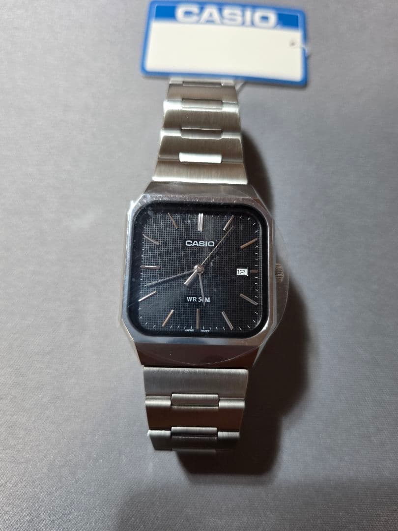 CASIO MTP-B185D-1A Digital Men's Watch — Japanese