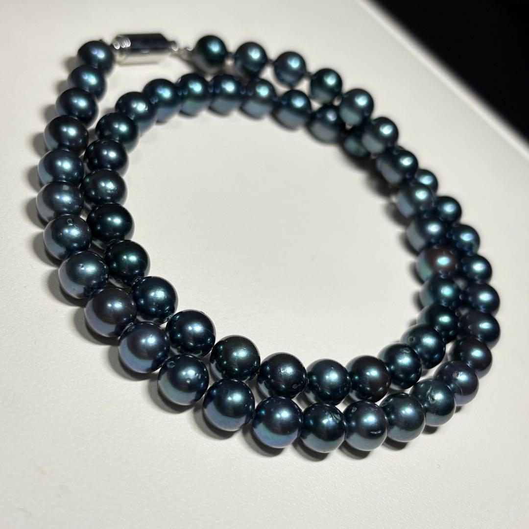 Akoya pearl black necklace featuring 6.5-7mm pearls on a 42cm strand