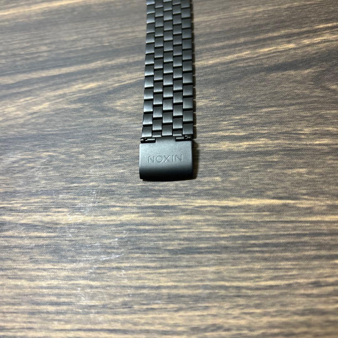 NIXON Analog Men's Watch — Japanese