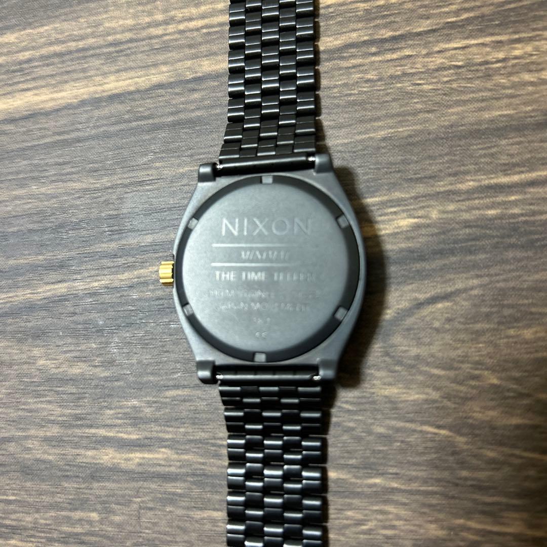 NIXON Analog Men's Watch — Japanese