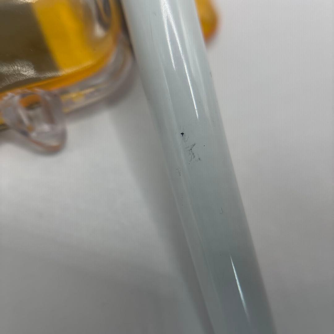 Waterman Metropolitan Essential fountain pen in white with fine nib and converter included