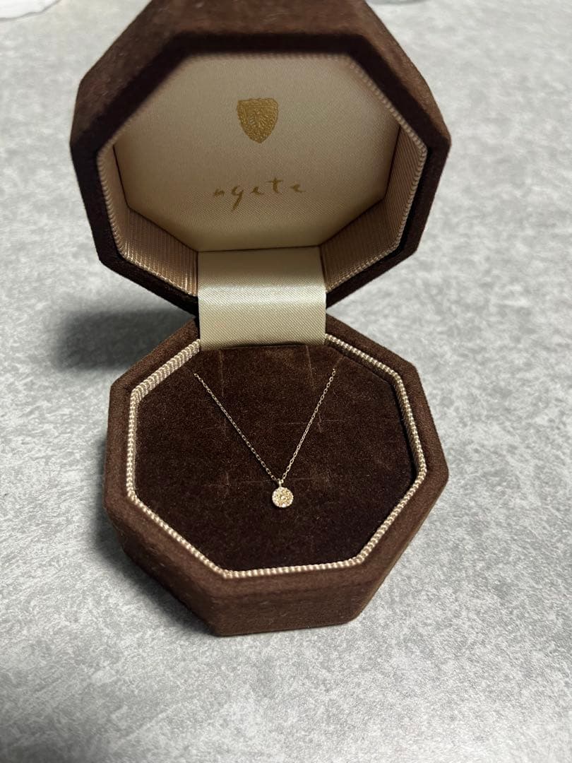 agete K10 Gold Diamond Necklace with adjustable length and small diamond pendant