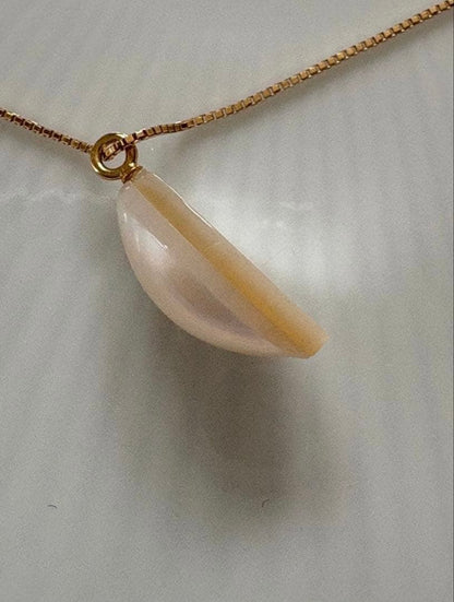 Tasaki K18 Marquise Mabe Pearl Necklace with 2cm pearl and 45cm adjustable 18K gold chain