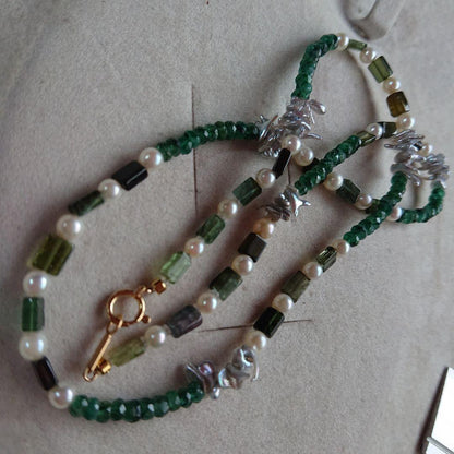 Akoya baby pearl necklace 39 with deep green emerald, moss green tourmaline, and light gray Keshi pearls on 44 cm chain