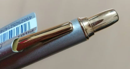 Unused PILOT Cavalier mechanical pencil in silver with gold metal fittings