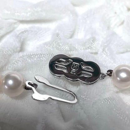 MIKIMOTO Akoya pearl necklace 7.0-7.5mm size with genuine box, 38.5cm length, displayed on white background