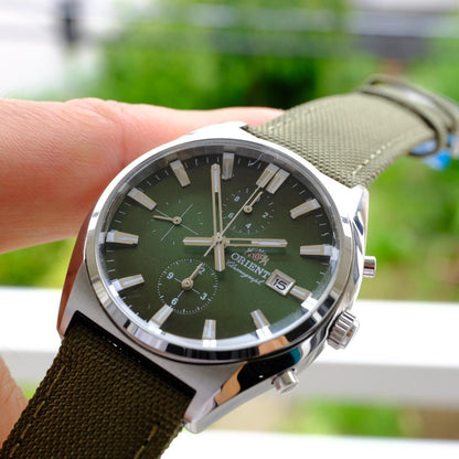 ORIENT 超美品 ORIENT クロノグラフカットガラスグリーン Quartz Men's Watch — Japanese
