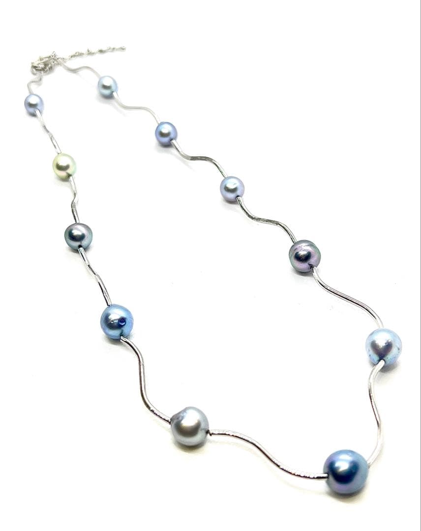 Akoya Pearl Multi-Color Pearl Station Necklace with silver gray, charcoal gray, indigo blue, multicolor, and black pearls