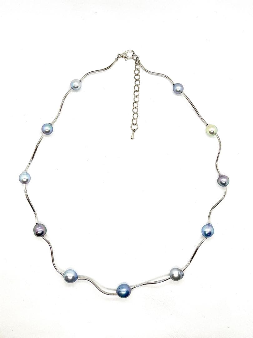 Akoya Pearl Multi-Color Pearl Station Necklace with silver gray, charcoal gray, indigo blue, multicolor, and black pearls
