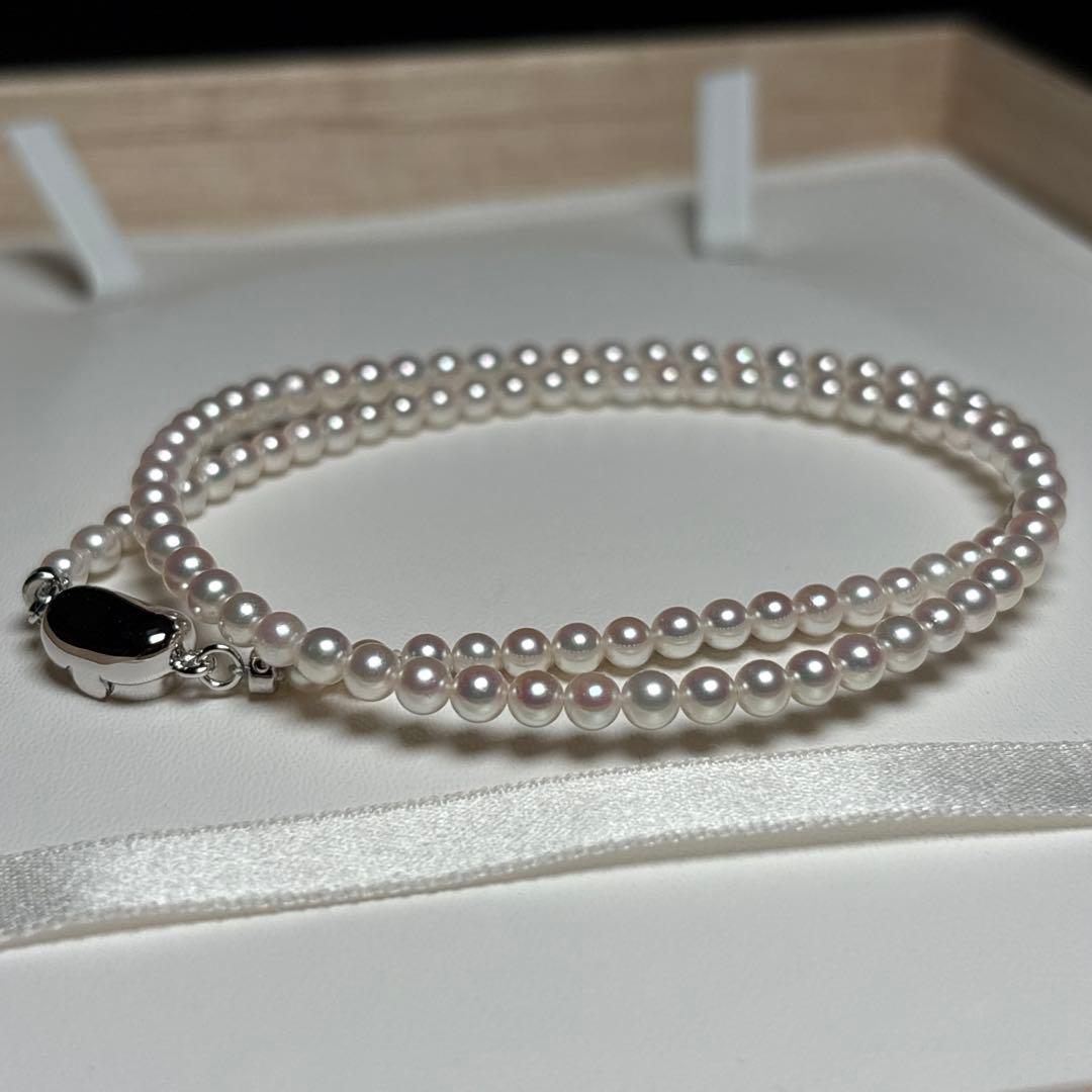 Akoya Pearl Certificate Aurora Rose necklace featuring 3.5 to 4.0mm white round pearls on a 43cm strand