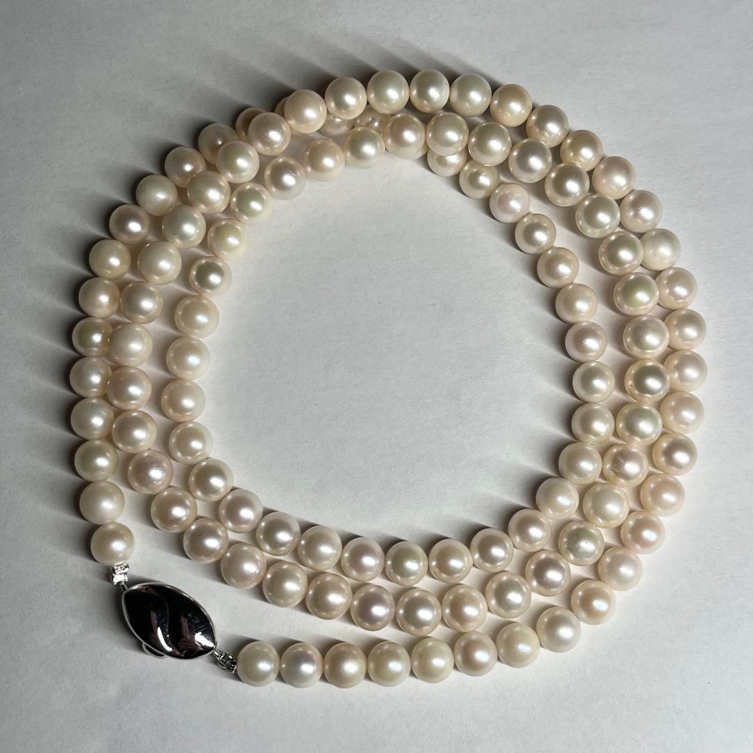 Akoya pearl long necklace measuring 81cm with 7.0 to 7.5mm round pearls