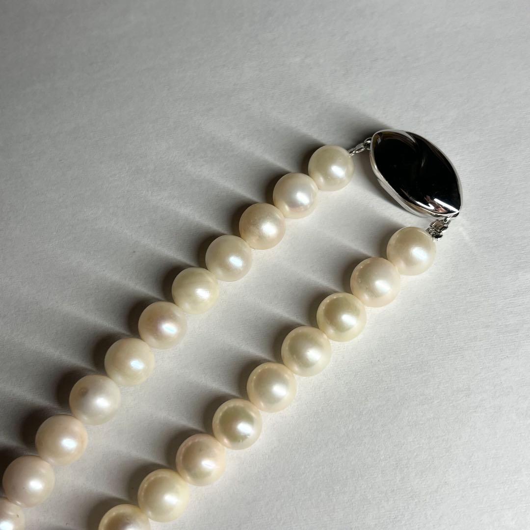 Akoya pearl long necklace measuring 81cm with 7.0 to 7.5mm round pearls