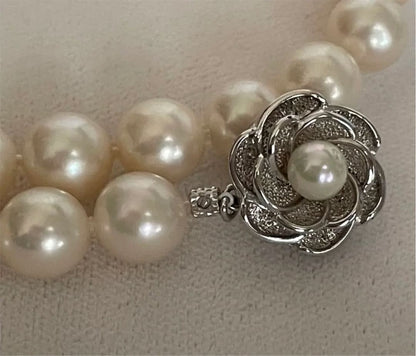 Vintage Akoya pearl necklace featuring a single 9.5 mm pearl and double lock clasp on a 44.5 cm chain