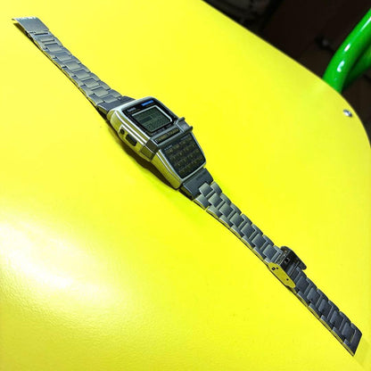 CASIO DATABANK E-700 Digital Men's Watch — Japanese