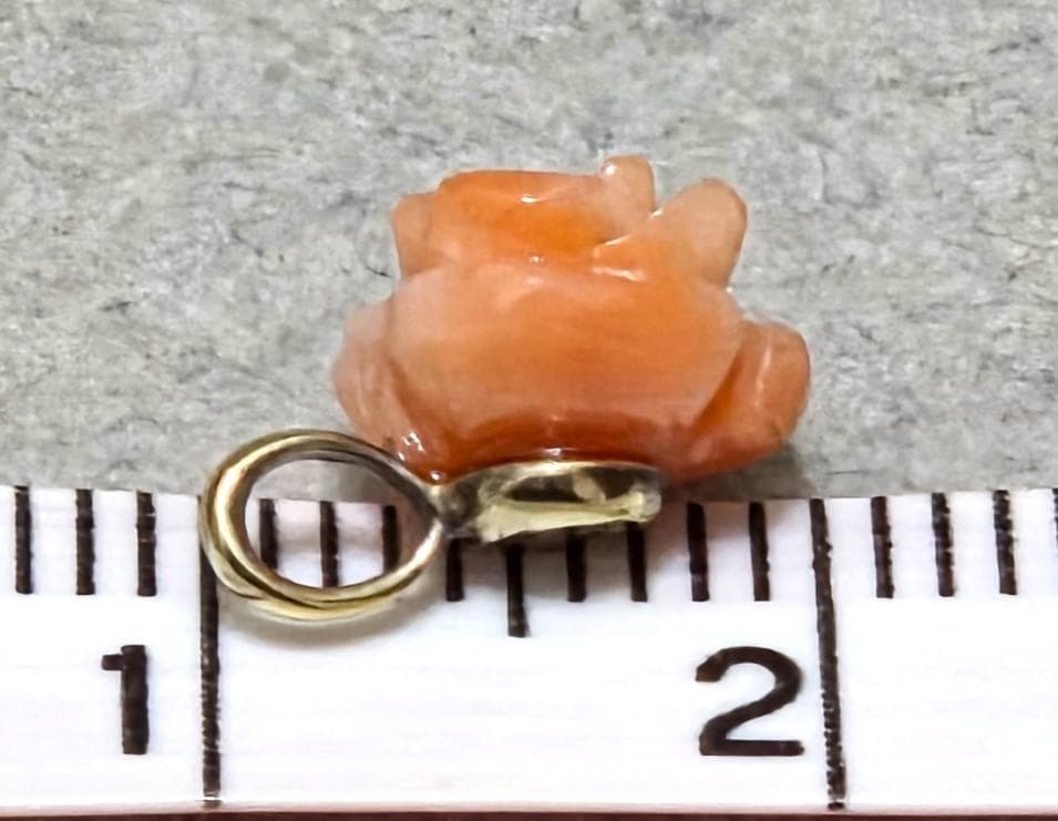 agete Pink Coral Rose SILVER Top model 42737 featuring pink coral material, used with minor scratches possible