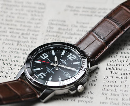 CASIO 逆輸入 腕時計 Quartz Men's Watch — Japanese