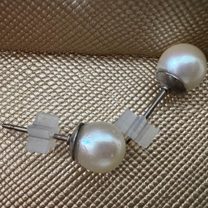 Tasaki Rakurie black pearl necklace with 3.7mm pearls and matching 6mm pearl earrings on sterling silver