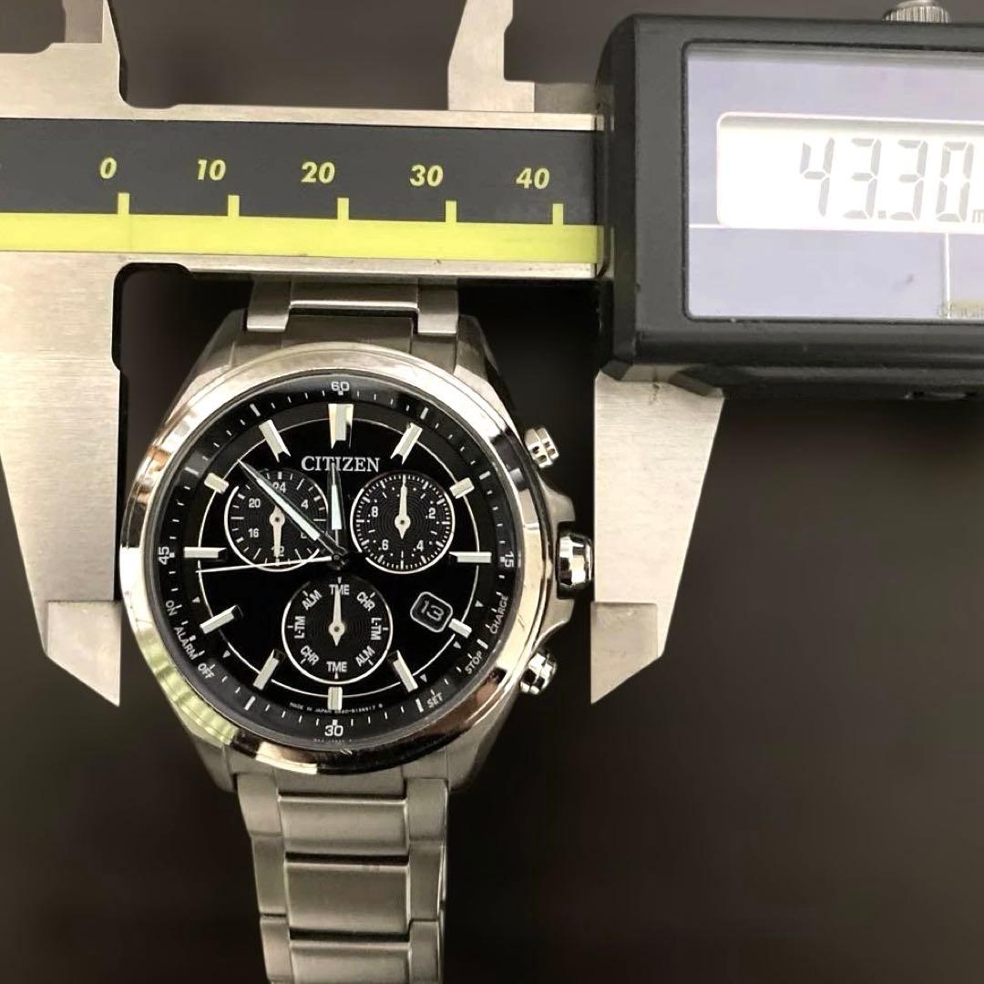 Citizen E820 Solar Men's Watch — Japanese