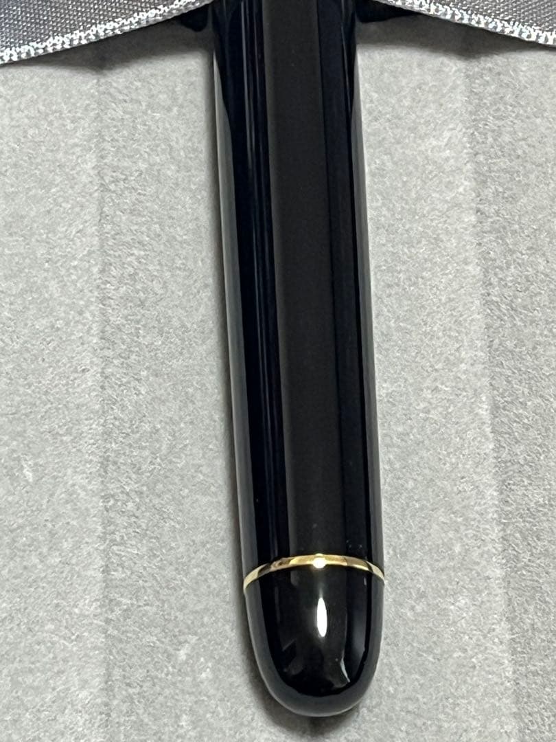 Pilot Fountain Pen 585 14K gold nib with unopened ink bottle and accessories, unused condition