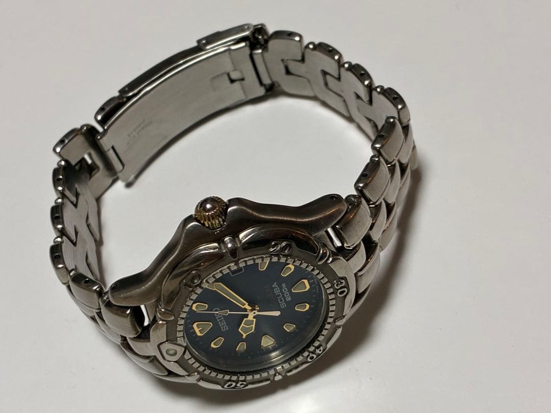 SEIKO TITANIUM DIVER Quartz Men's Watch — Japanese