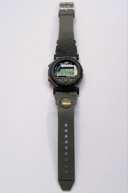 TIMEX HOOKS' 707 Digital Men's Watch — Japanese