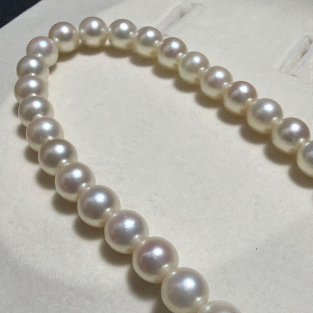 K14WG Mikimoto Akoya Pearl Necklace featuring 7.3-7.8mm high luster round pearls on a 37.5cm chain