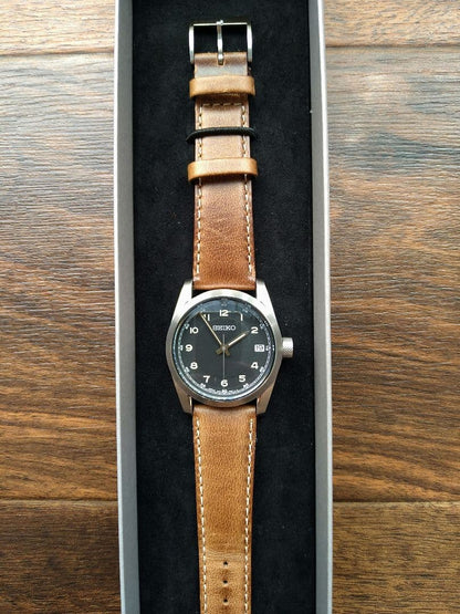 SEIKO Exclusiveツツジ Quartz Men's Watch — Japanese