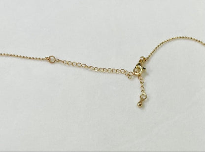 Akoya Pearl Pink Necklace featuring 7 pearls sized 5.5-6.5mm with high luster and brass K18 coated clasp
