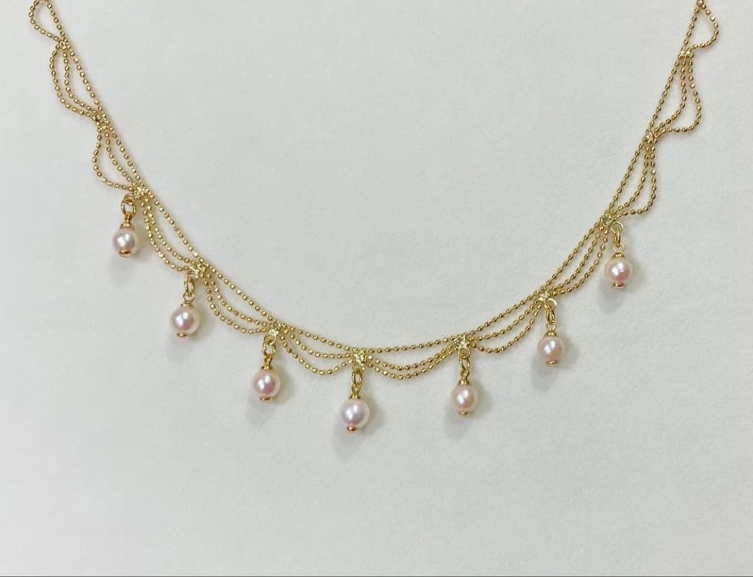 Akoya Pearl Pink Necklace featuring 7 pearls sized 5.5-6.5mm with high luster and brass K18 coated clasp