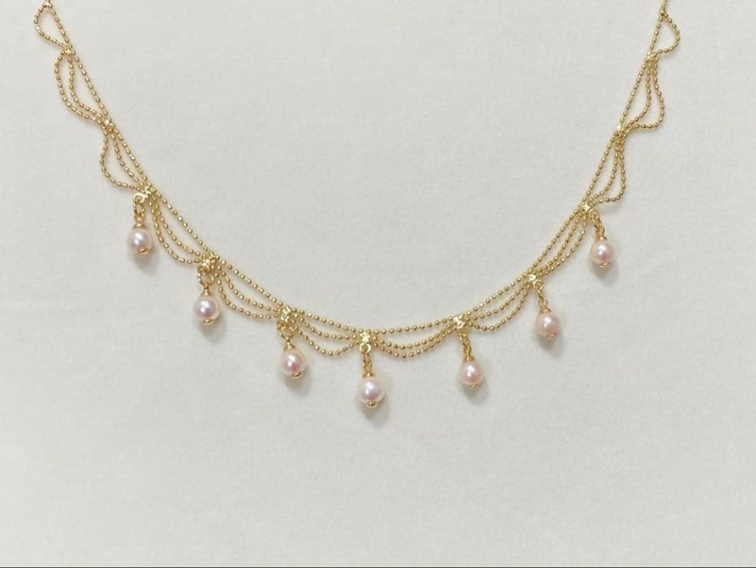 Akoya Pearl Pink Necklace featuring 7 pearls sized 5.5-6.5mm with high luster and brass K18 coated clasp