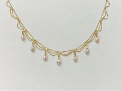 Akoya Pearl Pink Necklace featuring 7 pearls sized 5.5-6.5mm with high luster and brass K18 coated clasp