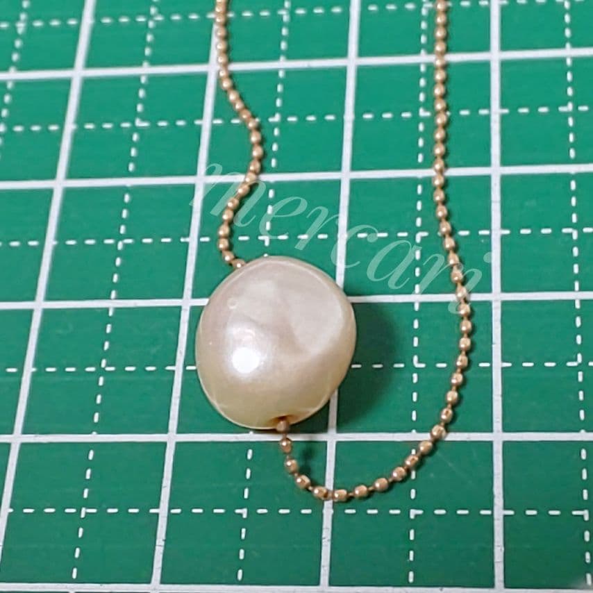 Agete pearl necklace with 10K gold ball chain and plump freshwater pearl featuring natural surface texture