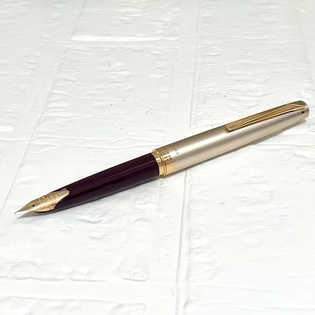 Pilot Elite 95S fountain pen in deep red with 14K fine nib and short size