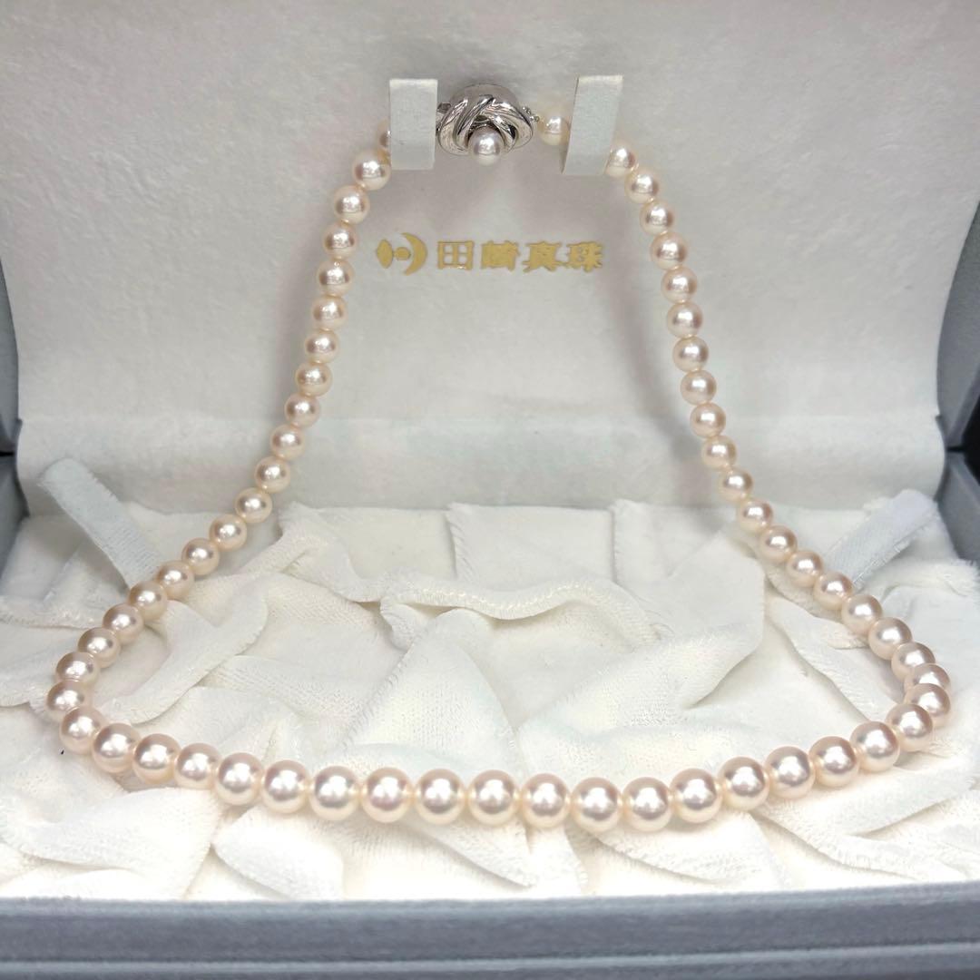 TASAKI Akoya Pearl Necklace with 6-7.3mm pearls measuring about 43 cm in length