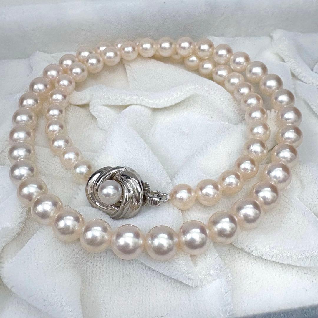 TASAKI Akoya Pearl Necklace with 6-7.3mm pearls measuring about 43 cm in length