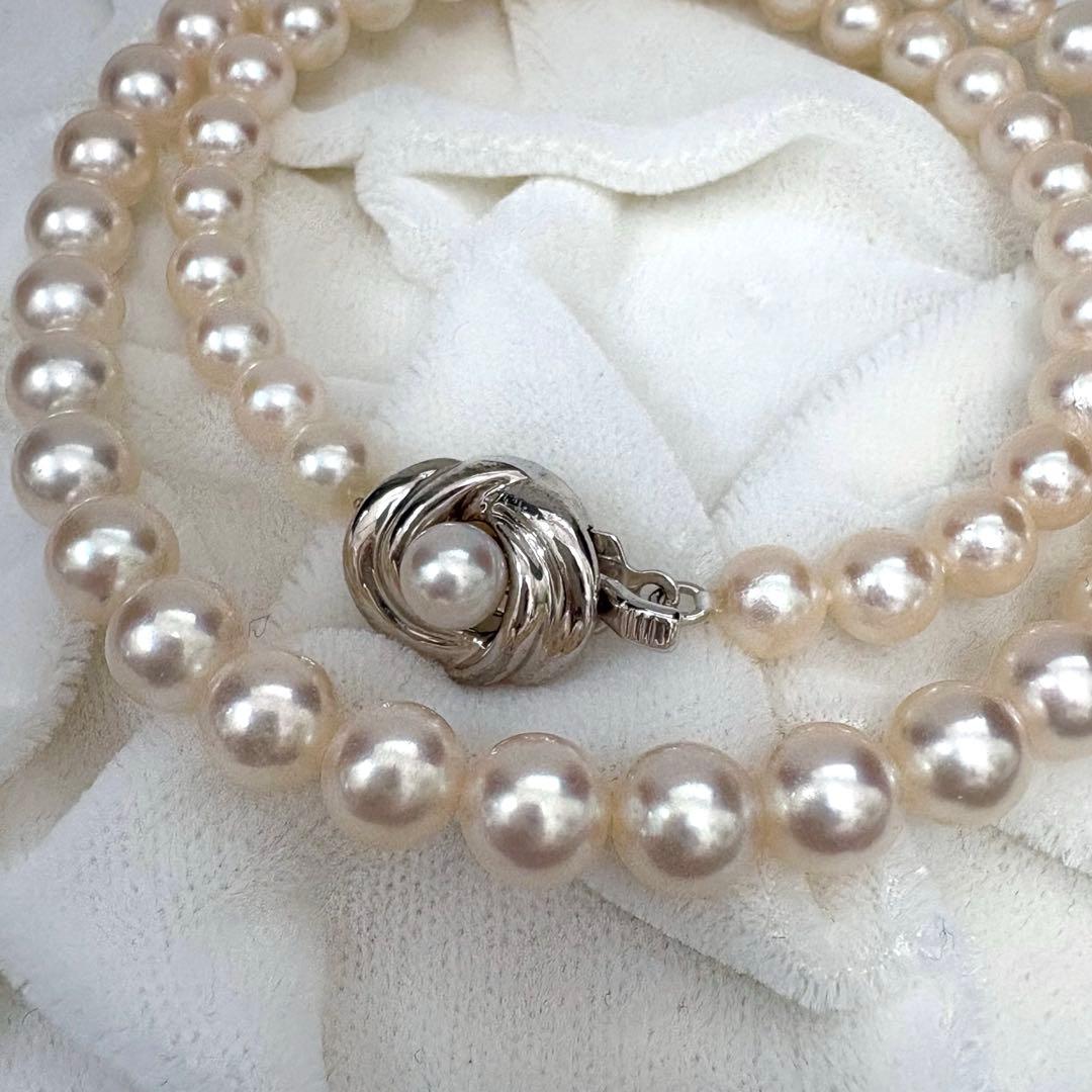 TASAKI Akoya Pearl Necklace with 6-7.3mm pearls measuring about 43 cm in length