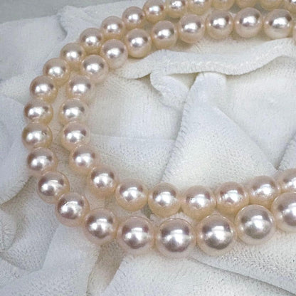TASAKI Akoya Pearl Necklace with 6-7.3mm pearls measuring about 43 cm in length