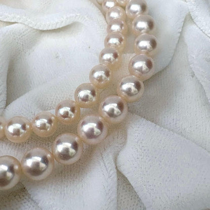 TASAKI Akoya Pearl Necklace with 6-7.3mm pearls measuring about 43 cm in length