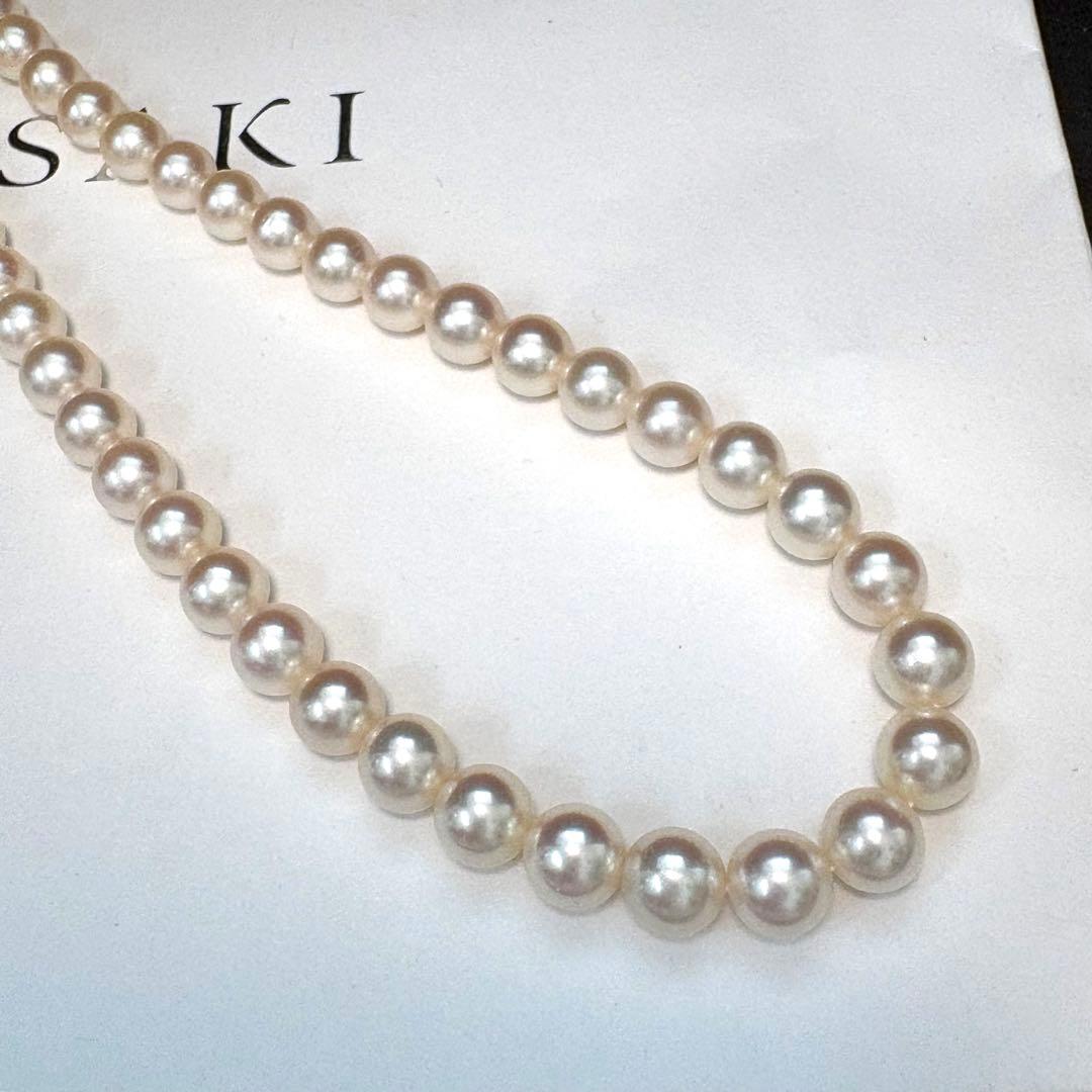 TASAKI Akoya Pearl Necklace with 6-7.3mm pearls measuring about 43 cm in length