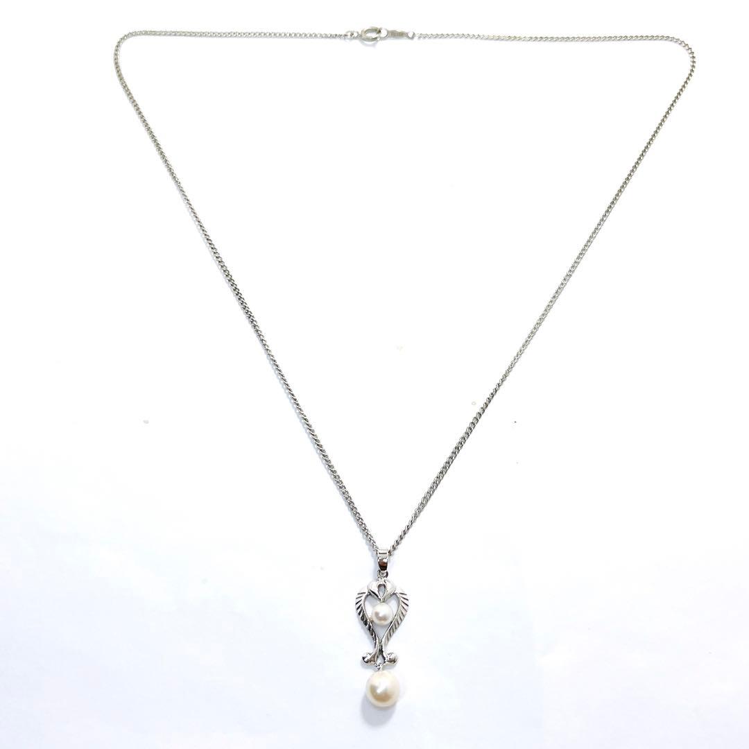 Vintage Mikimoto pearl necklace pendant with silver chain and 4.2-6.5mm pearls, 42 cm long