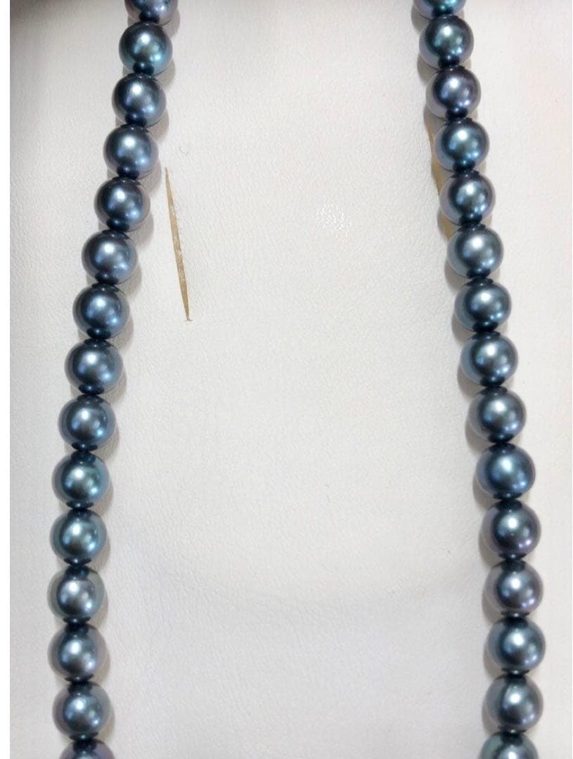 Akoya pearl necklace with blue-black semi-round pearls 7.0-7.5mm on silver clasp with Jewelry Maki stamp