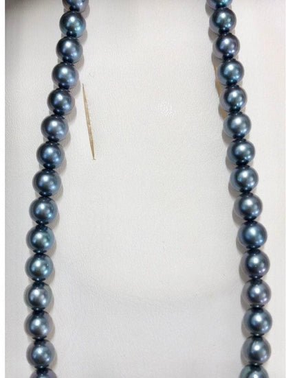 Akoya pearl necklace with blue-black semi-round pearls 7.0-7.5mm on silver clasp with Jewelry Maki stamp